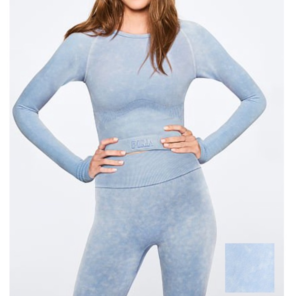 SEAMLESS WORKOUT CROPPED CREW